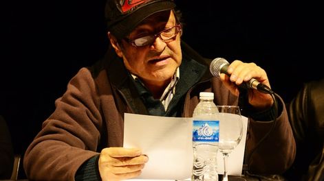 Los Andes | El poeta nacido en Chile, en un momento de su lectura para el III Festival Internacional de Poesía de Mendoza, de 2015. / Fotografía: Camila Toledo.