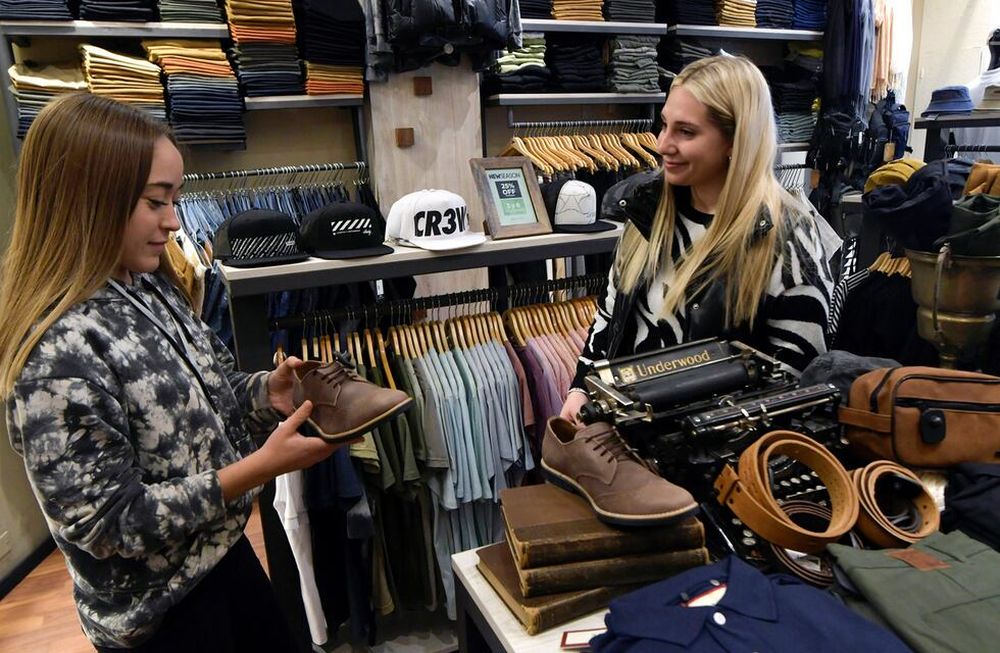 Créditos cortos. Los comerciantes señalaron que el público mendocino prefiere financiar sus compras en tres cuotas sin interés.