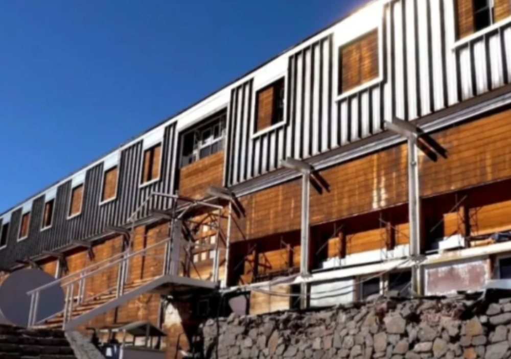 El más alto y el más lujoso de Argentina: los hoteles que brillaban en la Cordillera y hoy son 