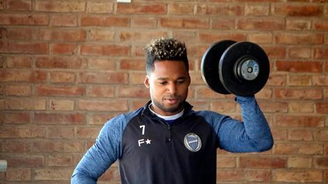 Los Andes | ¿Debutará? El ecuatoriano Jeison Chalá integrará nuevamente el banco de suplentes y es probable que entre unos minutos el lunes en La Fortaleza. / Gentileza.