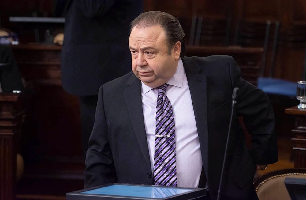 Mendoza 28 de Agosto de 2018 El Frente Cambia Mendoza obtuvo media sanción en la Cámara Alta del Codigo Contravencional presentado en mayo por el gobernador Alfredo Cornejo. Hoctor Bonarrico Senador Partido IntransigenteSenado recinto legislaturaFoto: Ignacio Blanco /  Los Andes