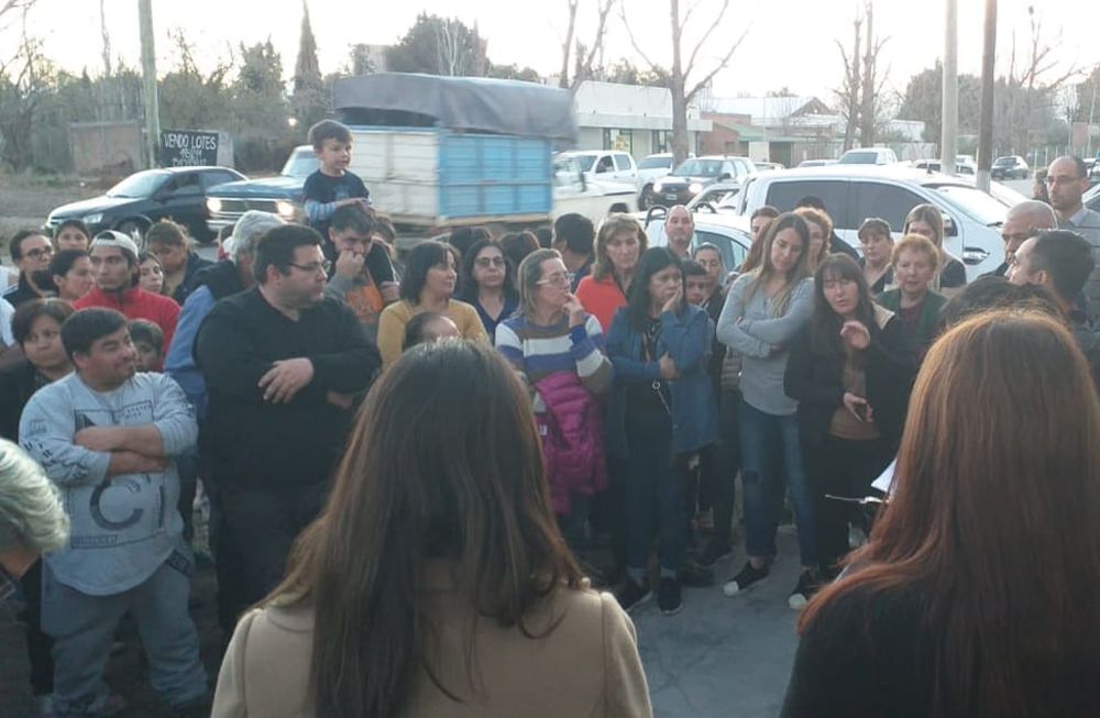 Robaron a un comerciante en Rodeo del Medio y cuando huían le dispararon a la cabeza