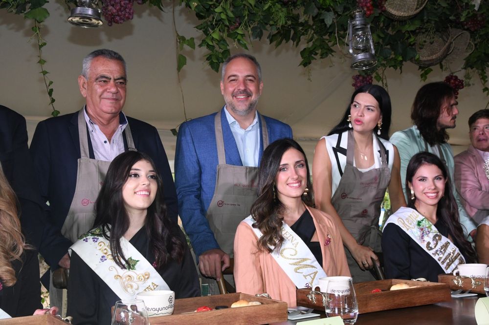 Los intendentes peronistas Edgardo González (Lavalle), Matías Stevanato (Maipú) y Flor Destéfanis (Santa Rosa).&nbsp;