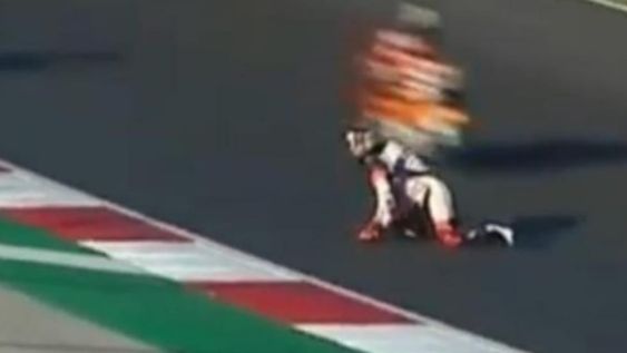 Un piloto de Moto 2 salvó su vida de milagro