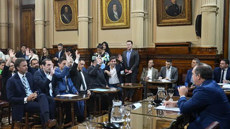 Maratón de comisiones en el Senado.