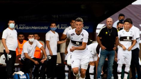 Franco Baldassarra, uno de los contagiados en Platense. / @caplatense