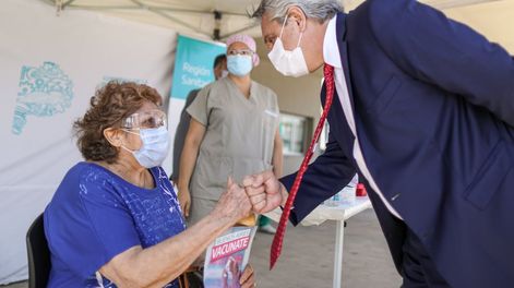Los Andes | Entre las vacunas y la justicia. Fernández llega hoy a Mendoza tras el escándalo del vacunatorio VIP y la ofensiva judicial. Foto: Gentileza Presidencia de la Nación.