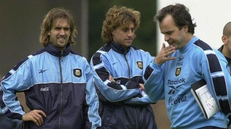 Los Andes | La Selección Argentina, dirigida por Marcelo Bielsa y con un excelente andar en las Eliminatorias, decidió no participar de la Copa América Colombia 2001 dado el conflicto social, los atentados y los secuestros perpetrados por las FARC.