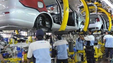 La actividad industrial mostró una mejora mensual en diciembre, impulsada por un bajo nivel de comparación tras los feriados de noviembre.