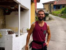 Ibon había postergado la mudanza porque imaginaba que un pueblo de 18 habitantes significaría necesariamente aislamiento.