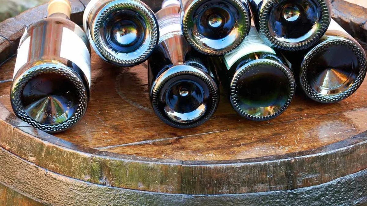 Esta es la verdadera razón por la que las botellas de vino t