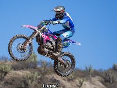 Gabriel “Pipío” Fernández dominó la séptima fecha del Campeonato Argentino de Motocross en La Rioja, ganó las dos mangas de MX3 y llega a la definición con 29 puntos de ventaja.