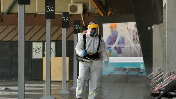 La Ministra de Cultura y Turismo Mariana Juri presento los avances para comabtir el Covid 19 en la Terminal de Omnibus. Foto: Orlando Pelichotti