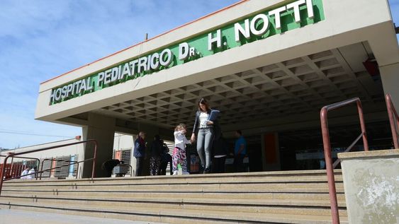 Un bebé llegó al Notti con dos dedos amputados y creen que fue atacado por ratas