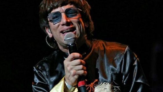 Joaquín Levinton sufrió un infarto mientras cantaba y fue internado de urgencia.