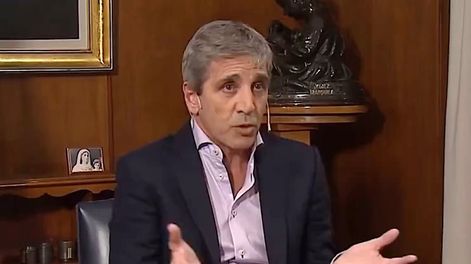Los Andes | El ministro de Economía, Luis Caputo, habló sobre jubilaciones, subsidios, inflación e Impuesto a la Ganancias en una entrevista con TN. Foto: Captura de video