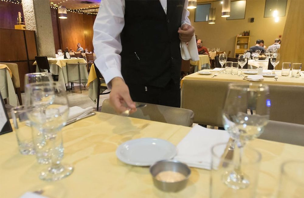 La proximidad de la temporada de Vendimia y lo que ello significa en cuabto al turismo es una esperanza de repunte para el sector gastronómico.