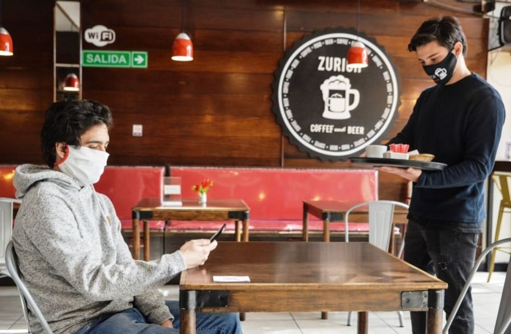 COVID-19: menú virtual, el nuevo comensal de bares y restaurantes