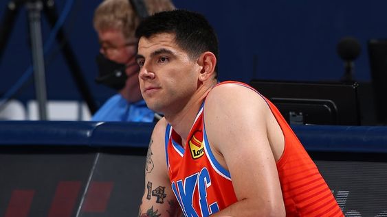El santiagueño Gabriel Deck tuvo su estreno en la NBA y ya son 14 los argentinos que jugaron en la historia de la Liga de las estrellas. (@NBALatam)