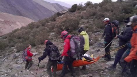 Los Andes | Rescate de una mujer andinista en el parque provincial Cordón del Plata (Prensa Ministerio de Seguridad y Justicia)