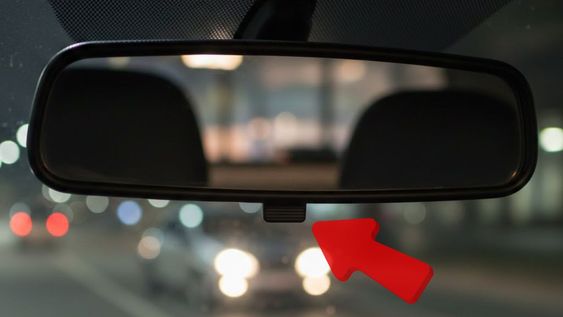 Este interruptor dentro del auto es uno de los más útiles para la seguridad al volante.