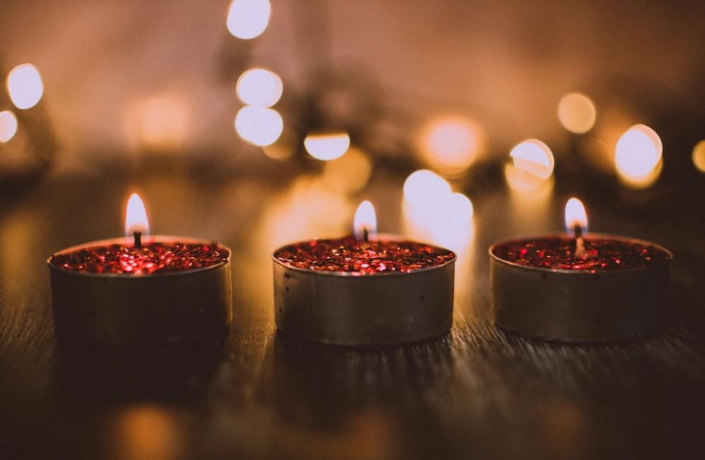 Crea unas nuevas velas con esa vela que ya había quedado vieja