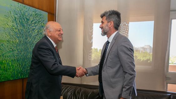 Ulpiano Suarez se reunió con el Embajador de Chile en Argentina