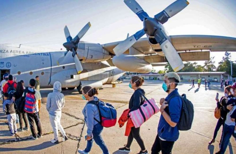 Repatriados: cerca de 4.000 argentinos podrán regresar al país en 19 vuelos