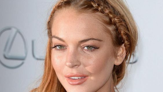 Lindsay Lohan ¿vio el cadáver de Whitney Houston?
