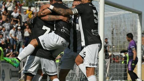 Al diablo con las estadísticas: Gimnasia le ganó a Independiente en el Superclásico