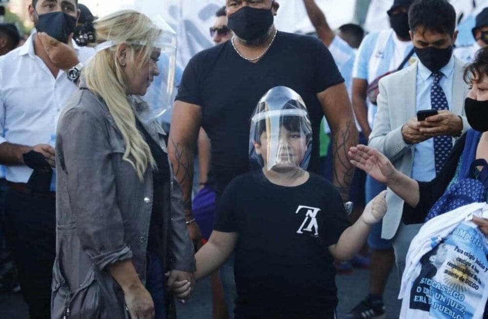 Verónica Ojeda y Dieguito Fernando, el hijo menor de Maradona. / Gentileza.