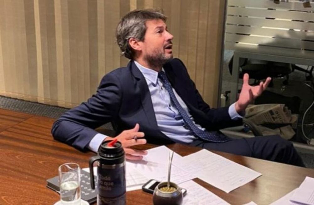 Matías Lammens aclaró que por ahora, el público no vuelve a las canchas. / Gentileza
