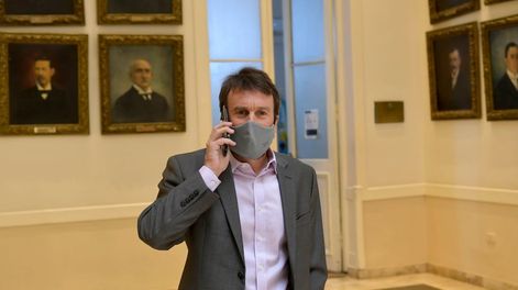 Los Andes | Gestiones. El ministro de Hacienda, Lisandro Nieri explicó que se quiere lograr mejores condiciones de pago de la deuda / Orlando PelichottiFoto: Orlando Pelichotti/ Los Andes