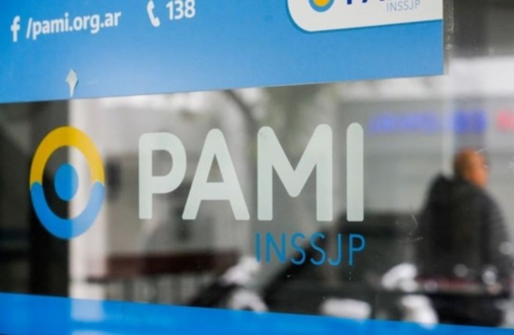 Cómo acceder a los dos lentes gratis que el PAMI entrega a jubilados.