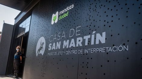 Los Andes | Casa de San Martín, Museo y Centro de Interpretación. El General San Martín y su esposa doña Remedios de Escalada, habitaron una residencia ubicada en la actual calle Corrientes 343 donde nació su única hija, Mercedes Tomasa, el 24 de agosto de 1816. Foto