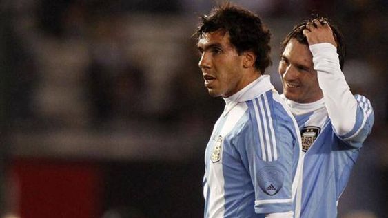 Messi y Tevez, los nuevos protagonistas de relatos salvajes