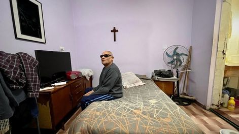 Marcelo Sández viajó a Mar del Plata, comió unos camarones y quedó ciego.