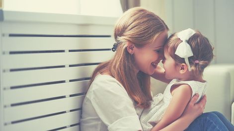madres protectoras: los 5 signos del zodiaco que son las mejores