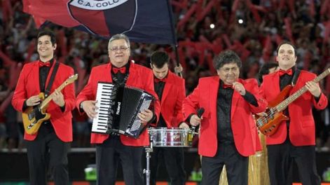 Es tan fanático de Colón que le puso Aeea a su hijo en honor al hit Soy Sabalero
