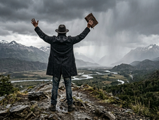 El hacedor de lluvia. Imagen generada con IA.