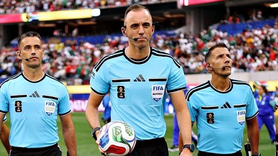 ¿Quién es João Pinheiro? El polémico árbitro de Champions que dirigirá Argentina vs. Suiza en el Mundial 2026