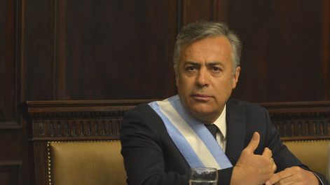 Un hombre de dos reinos - Por Carlos S. La Rosa