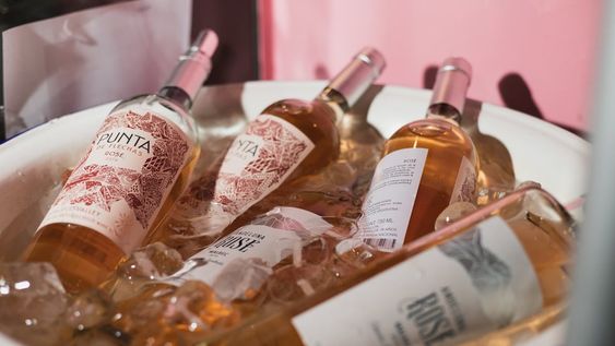 Ganate dos entradas para Chin Chin Rosé, la Feria de Vinos Rosados de Santa almacén