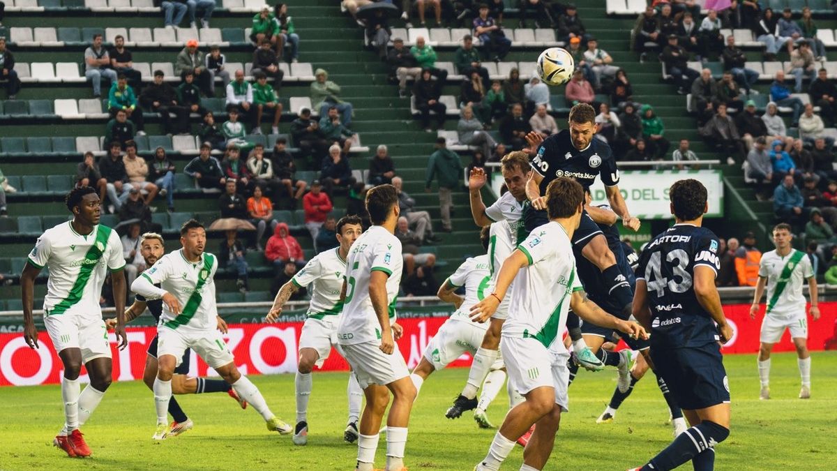 Independiente Rivadavia no pasa sobresaltos y empata sin goles ante Banfield