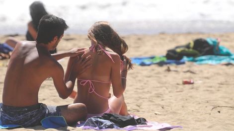 Los protectores solares subieron de precio, y la cobertura social es escasa. / Los Andes