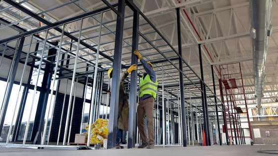 Solo un 2,3% de las empresas considera contratar nuevos trabajadores.Foto: Orlando Pelichotti / Los Andes.