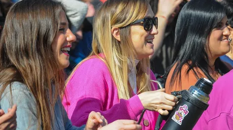 La senadora nacional Anabel Fernández Sagasti y la concejal de Luján, Paloma Scalco, candidata por la reelección del Frente Patria.&nbsp;