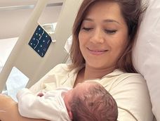 gisela campos enternecio con las fotos y mensaje que le dedico a su hija a un mes de su nacimiento