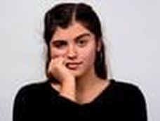 El gobernador Rodolfo Suárez propuso que la reina electa en 2020 en Guaymallén, Sofía Grangetto, sea la representante en la Fiesta Nacional de la Vendimia en vez de Julieta Lonigro.