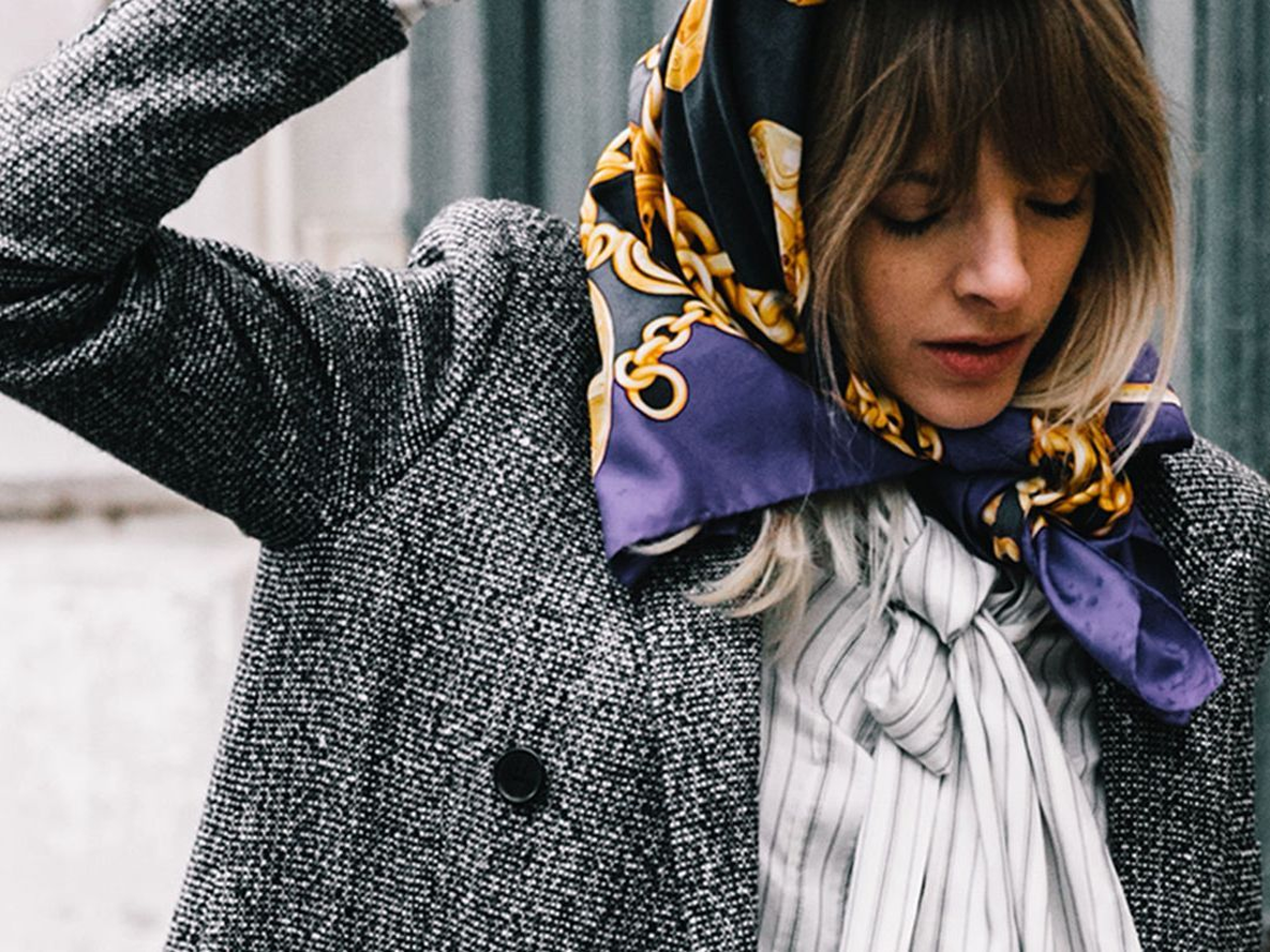 Ni suéteres ni chaqueta de cuero: la tendencia de abrigos livianos pero sofisticados que todas en la moda usan